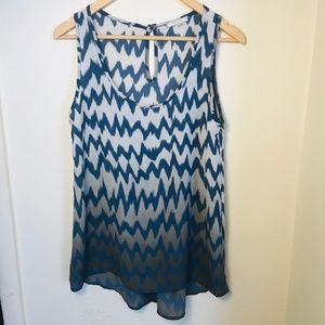 Pleione Chevron hombre top